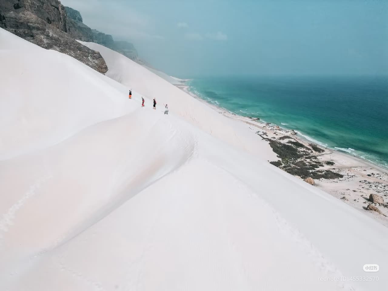 White dunes and turquoise sea in Socotra
